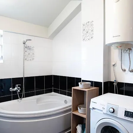 Flutur Residence, Old Bazaar