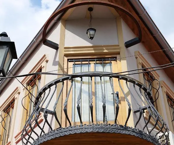 Flutur Residence, Old Bazaar