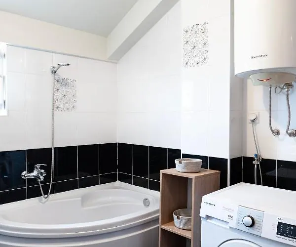 Flutur Residence, Old Bazaar